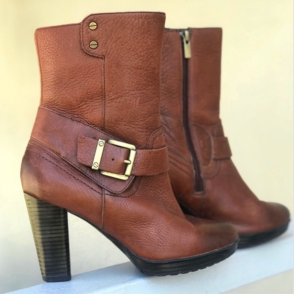 Clarks Shoes - Clark’s Heeled Amber Brown Leather Boots Size 6.5